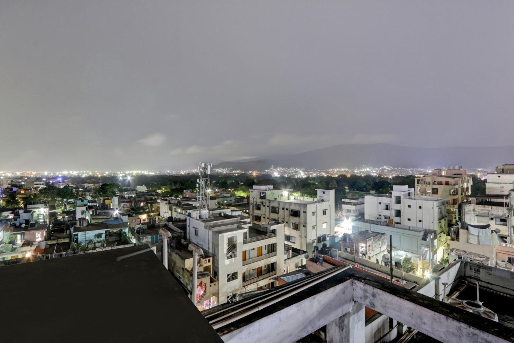 Hotel Super Townhouse Daba Garden Road Visakhapatnam Exterior foto