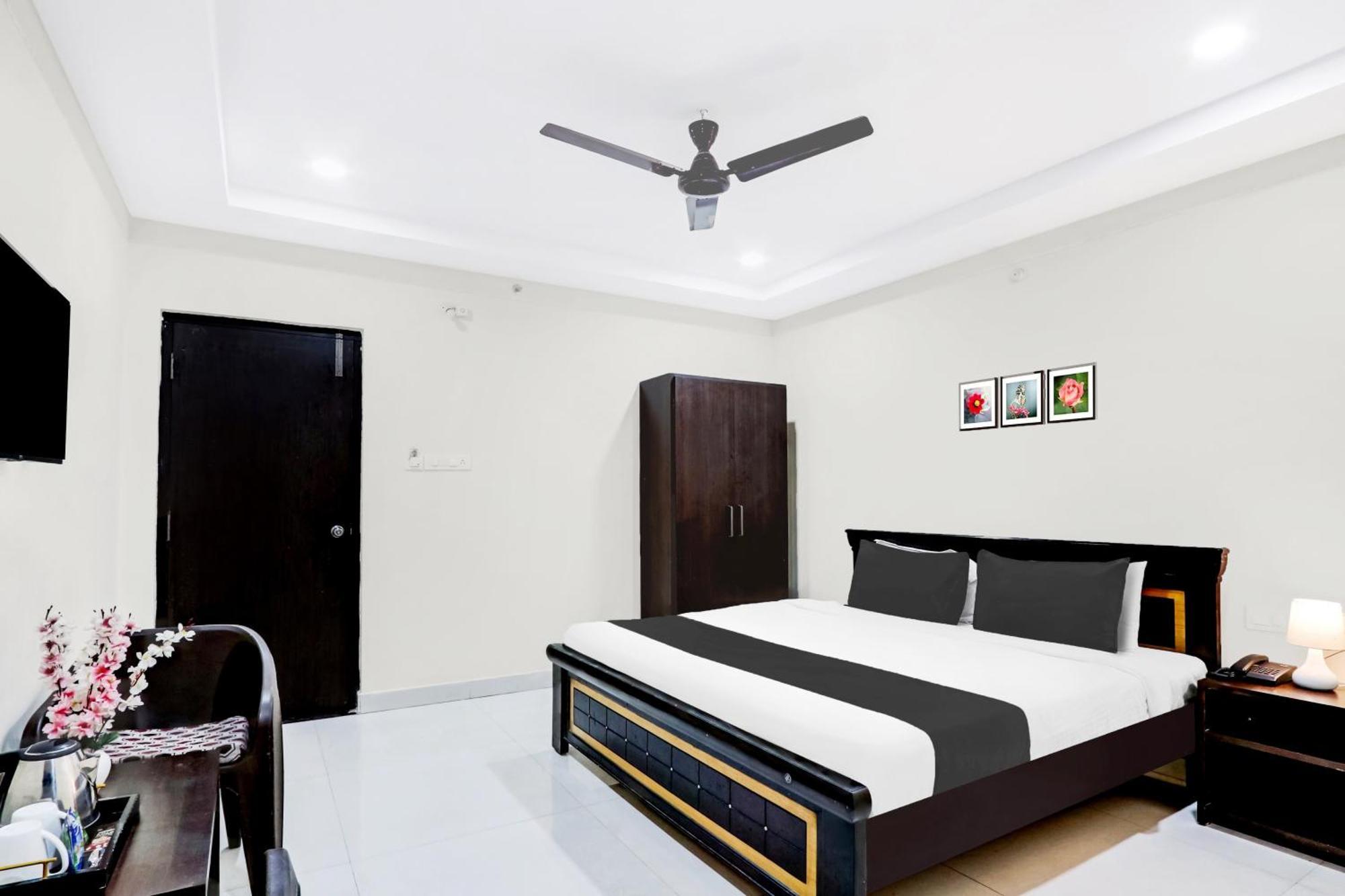 Hotel Super Townhouse Daba Garden Road Visakhapatnam Exterior foto